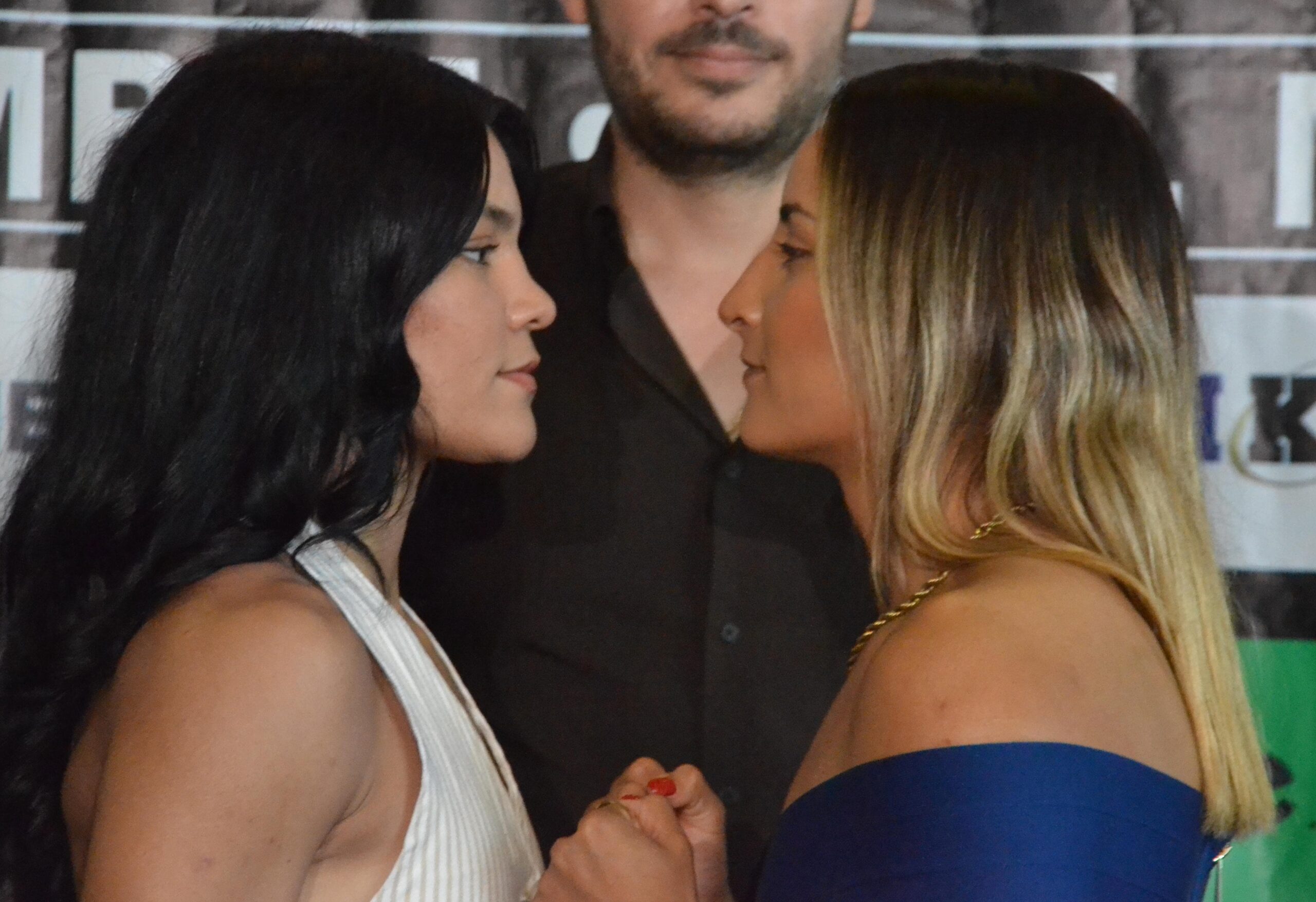 ‘COBRITA’ MARTÍNEZ Y ‘LA DIABLA’ SÁNCHEZ ENCIENDEN LA PREVIA DE BOX TELEVISA 